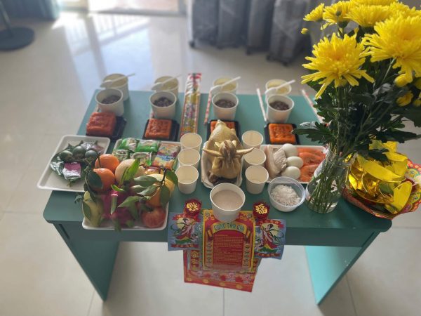 MÂM CÚNG NHÀ MỚI