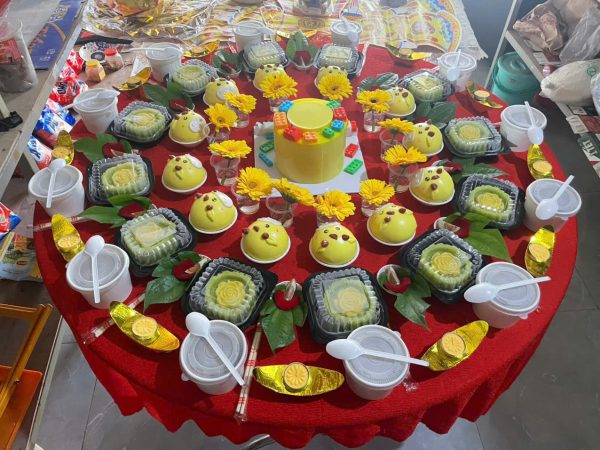 MÂM CÚNG THÔI NÔI BÉ TRAI