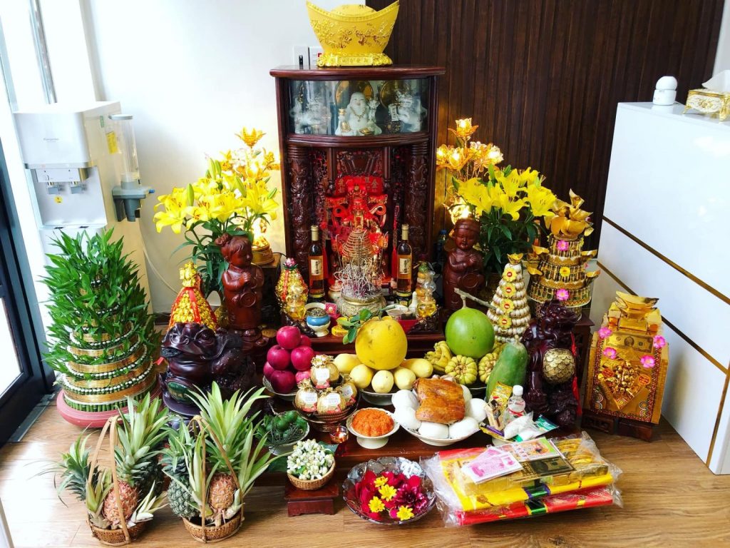 Cách bài trí bàn thờ Thần Tài đúng phong thủy
